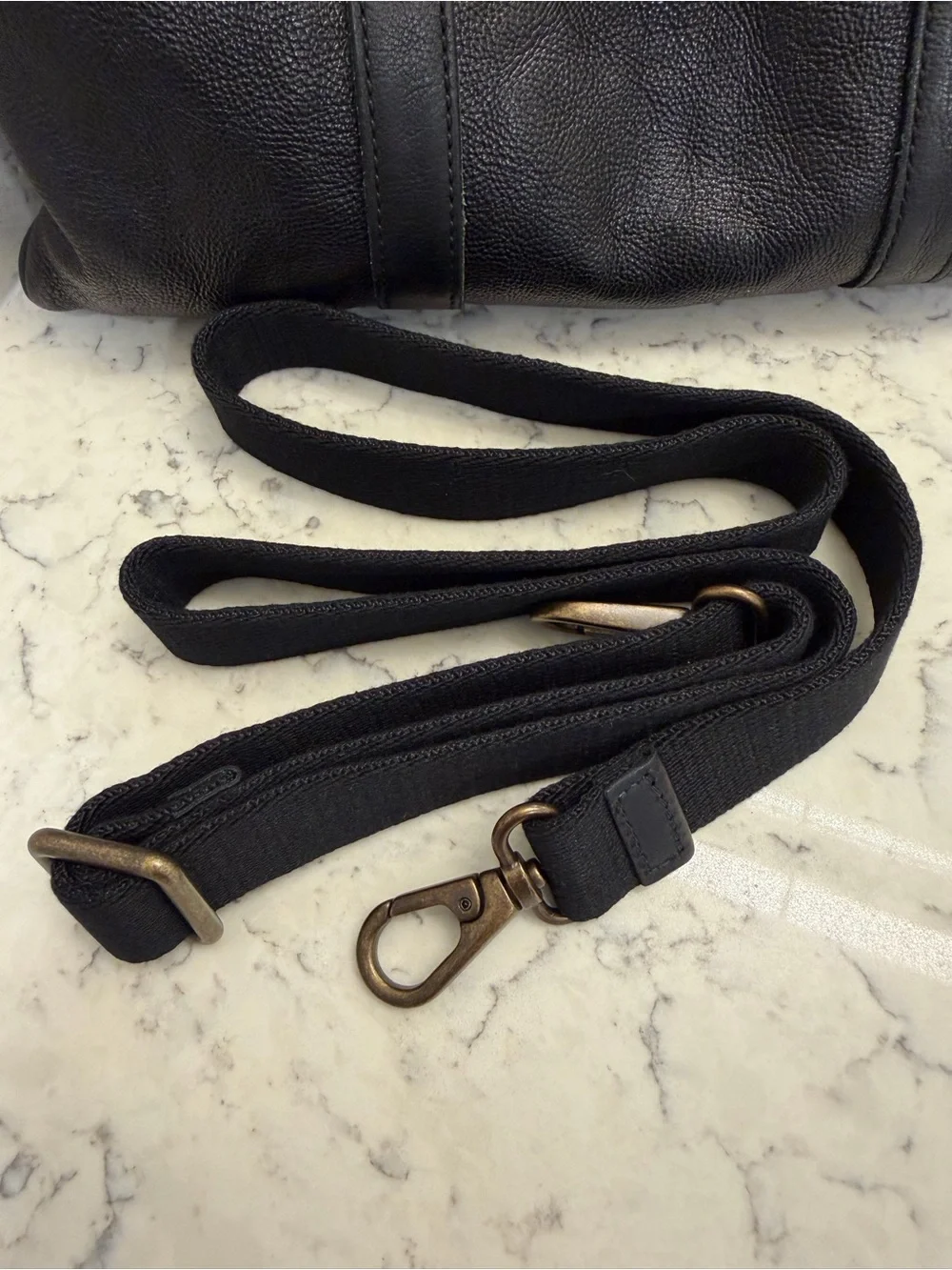 Fossil MBG9011 Black Cowhide Leather Briefcase Laptop Work Bag Shoulder Strap